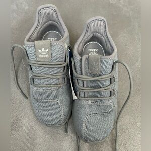NWT - Adidas Tubular Shadow size 10K